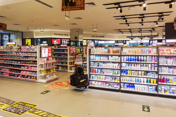 日化用品与办公用品的跨界融合 一站式购物新趋势